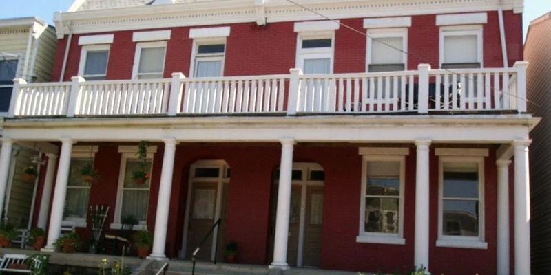 Richmond Multiplex: 419 N 26th St