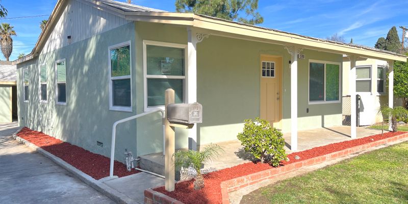 Riverside House: 5769 Eugene St