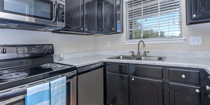 League City Apartment: 2627 W Main St