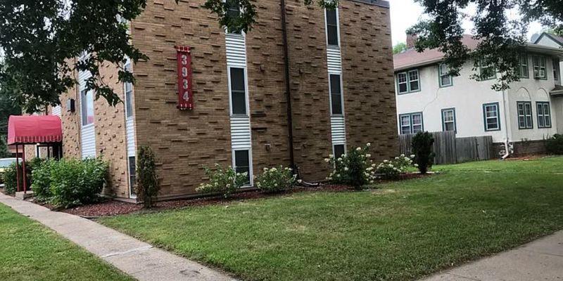 Minneapolis Apartment: 3934 1st Ave S