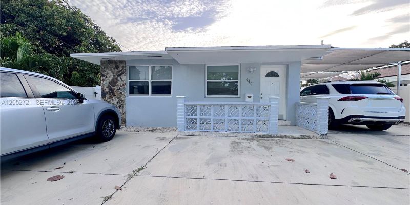 Miami House: 940 NW 32nd Ct
