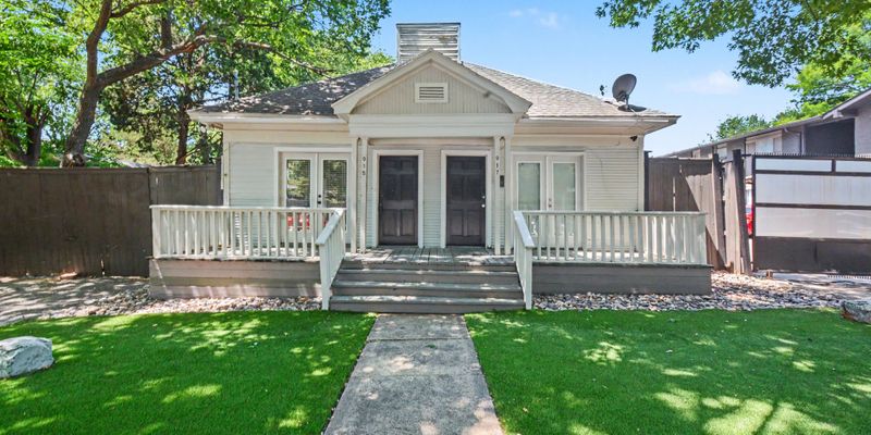 Dallas House: 917 Annex Ave