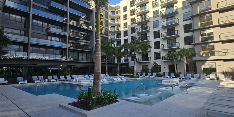 North Miami Apartment: 1650 NE 124th St