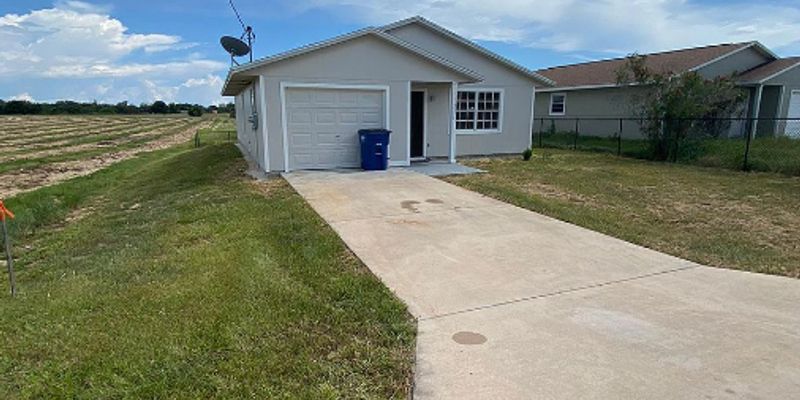 Sebring House: 3533 Cemetery Rd