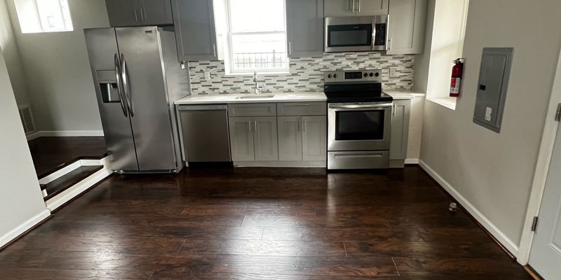 Hillside Apartment: 204 Baltimore Ave