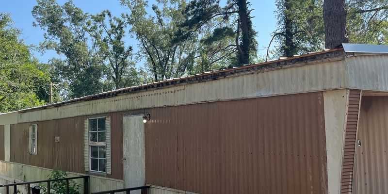 West Monroe House: 5542 Whites Ferry Road