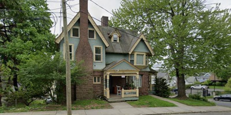 Waterbury Apartment: 151 Hillside Ave