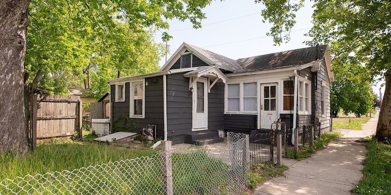 Dayton Apartment: 311 Hart St