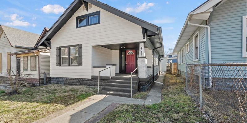 Indianapolis House: 409 N Temple Ave