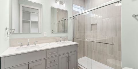 Unit C Master Bath.jpg