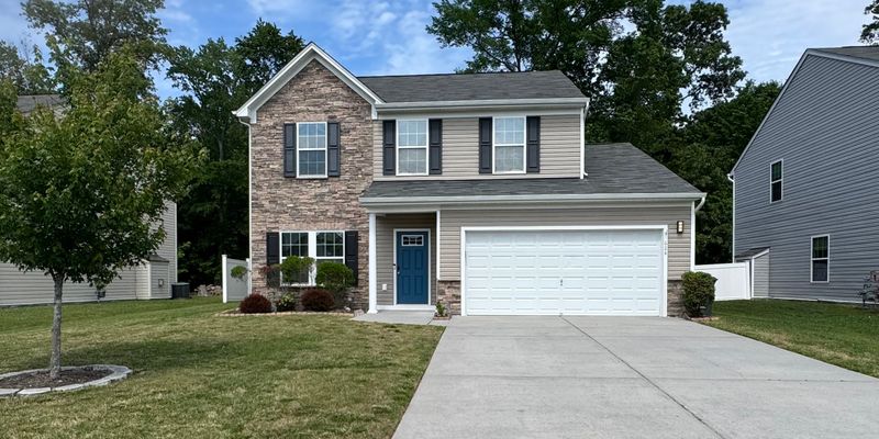Newport News House: 624 Leonard Ln