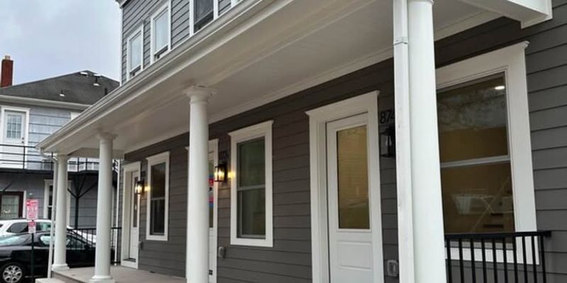 Columbus House: 874 Rear Dennison Ave