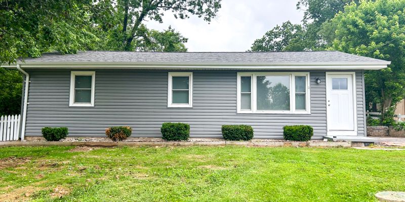Pevely House: 2313 Oak Forest Dr