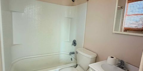 0df80277-9f54-43ee-8a35-c1bb21e53988.jpg