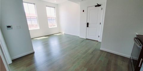 Living Space 2.jpg