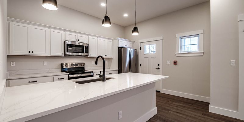 Bridgton Apartment: 261 Main St