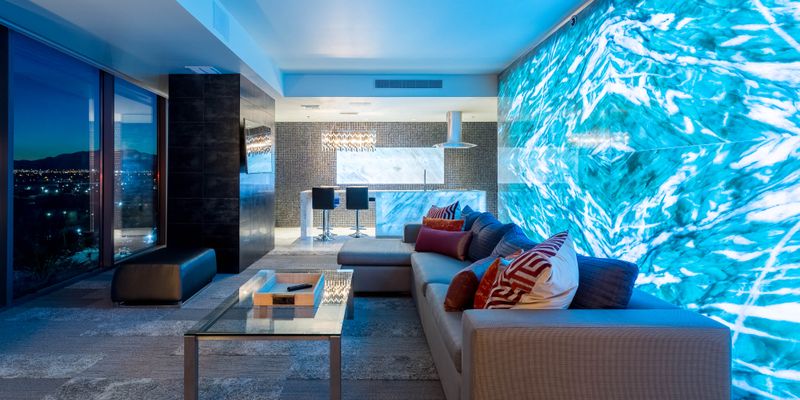 Las Vegas House: 4321 West Flamingo Road