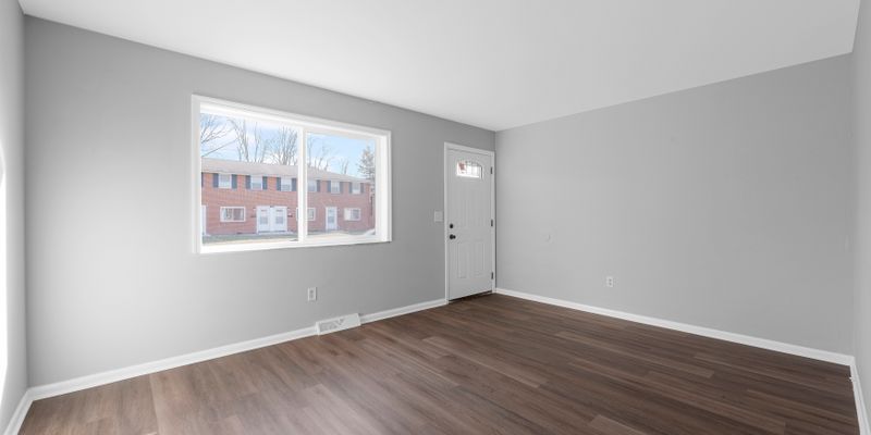 Columbus Apartment: 442 Barnett Rd
