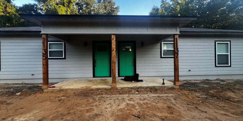 Camden House: 1137 Herbert St NW