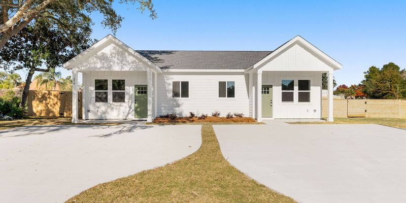 Panama City House: 579 Lagoon Oaks Drive