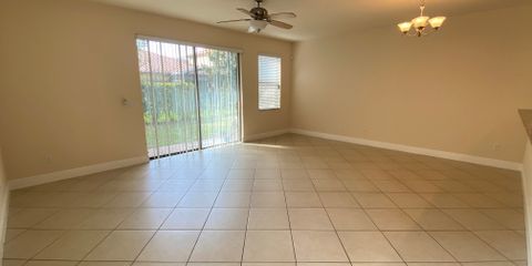 IMG_3702.jpg IMG_3702.jpg