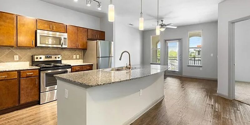 Richmond Apartment: 7765 W Grand Pkwy S