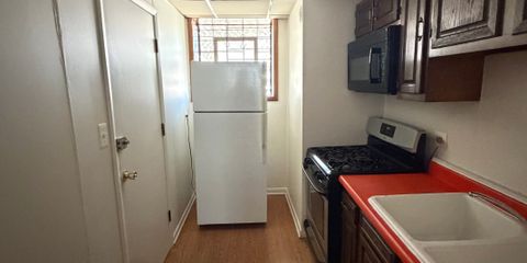 7001 S Vernon BF (3).jpeg
