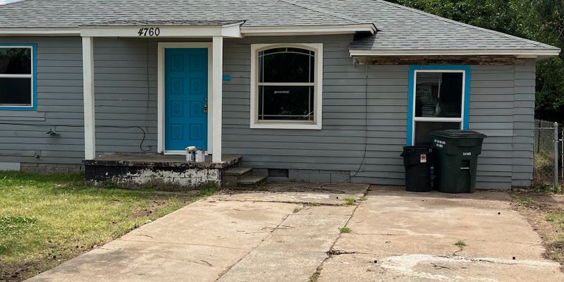 Del City House: 4760 Southeast 25th Street