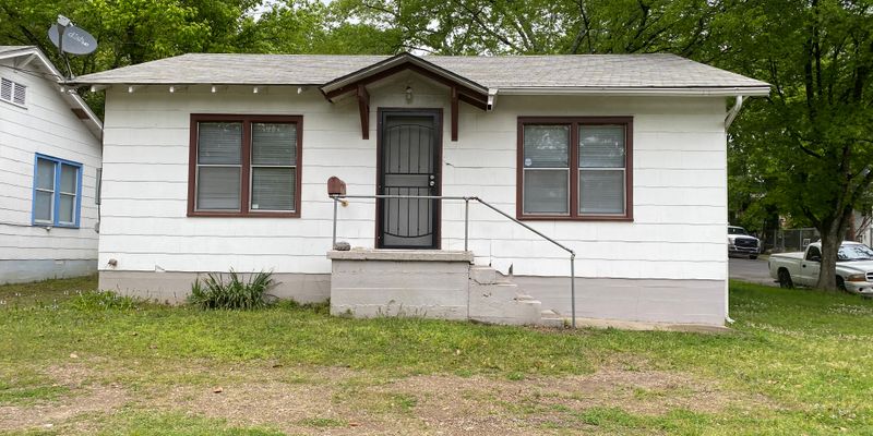 Hot Springs House: 202 Alcorn St
