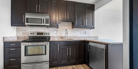 05-115 937 23rd Ave.jpg