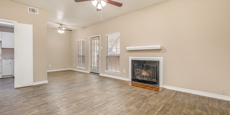 Irving Condo: 3615 W Northgate Dr