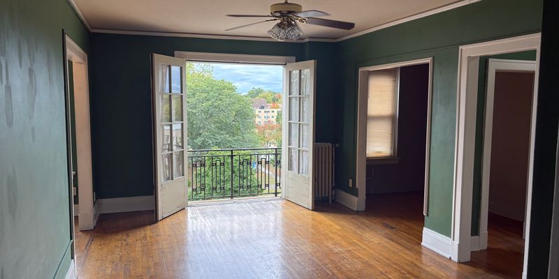 Fort Wayne Apartment: 2301 Fairfield Ave