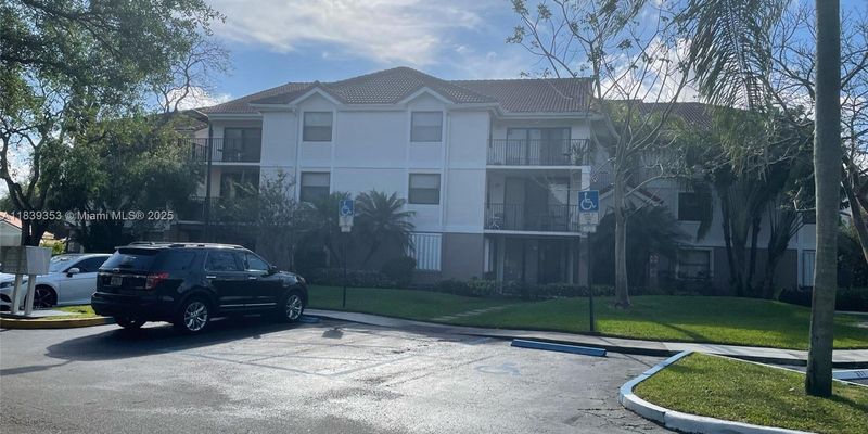 Plantation House: 10115 W Sunrise Blvd