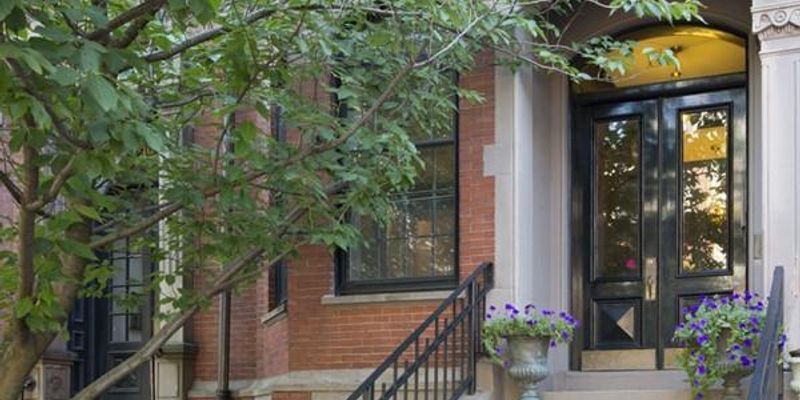 Boston Condo: 110 Marlborough St