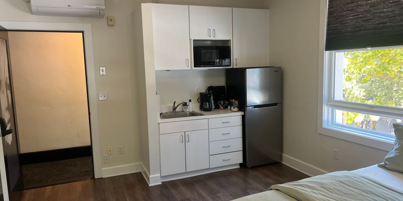 San Jose Apartment: 155 West Santa Clara Street
