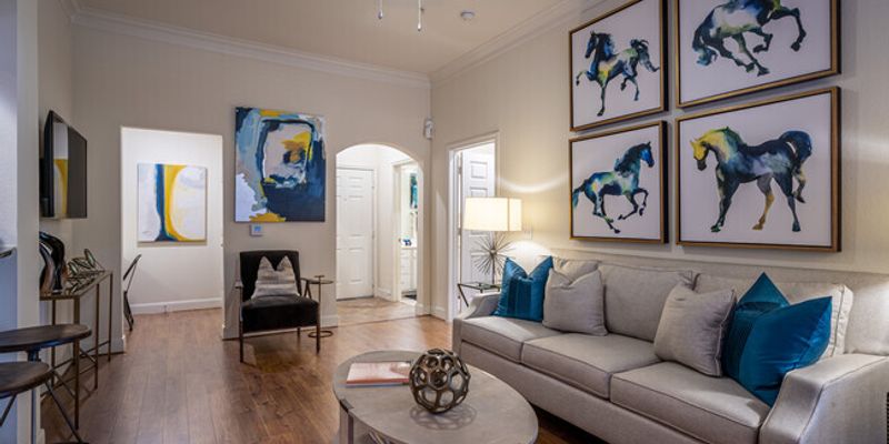 Houston Apartment: 4198 Blossom St