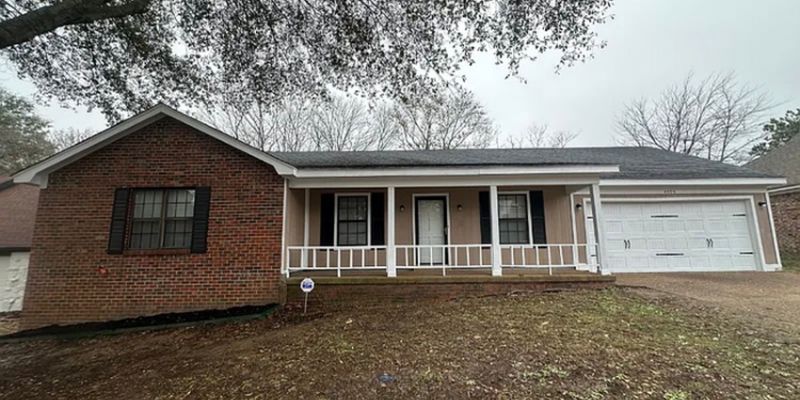 Memphis House: 4505 Stony Point Dr
