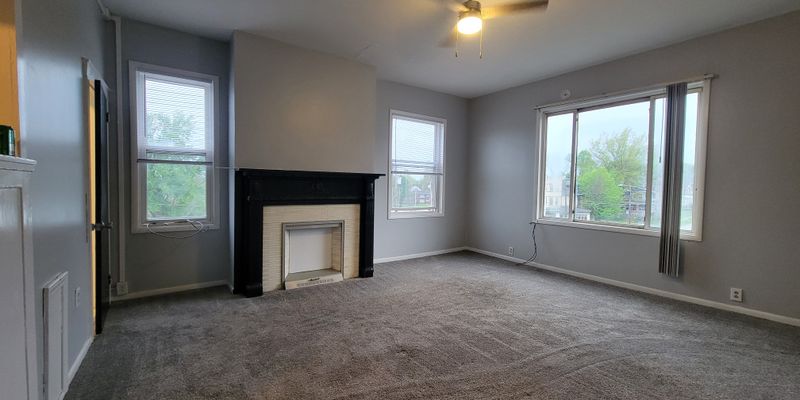New Castle Apartment: 1202 Highland Ave