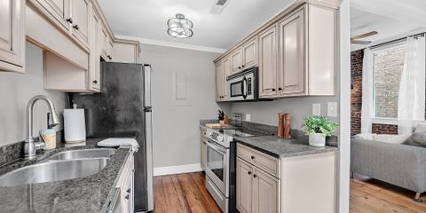 278 K Kitchen 3.jpg