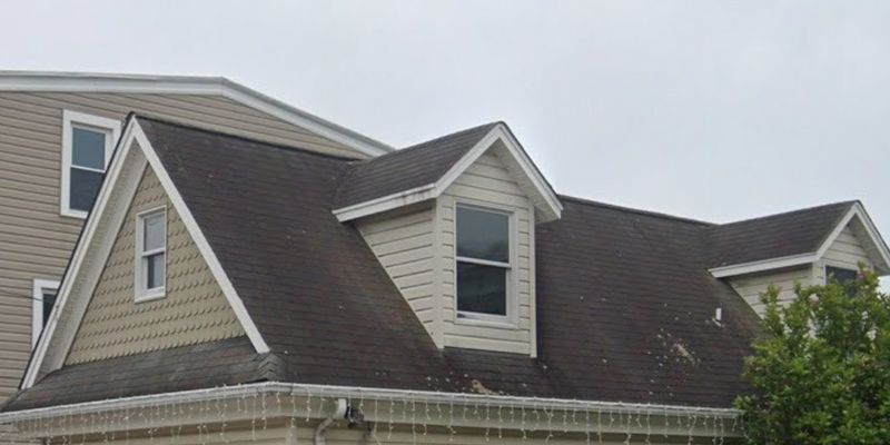 Bristol Apartment: 230 Washington St
