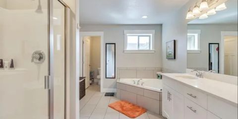 Master Bath2.png