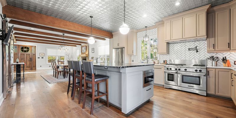 Atlanta House: 1227 Niles Ave NW