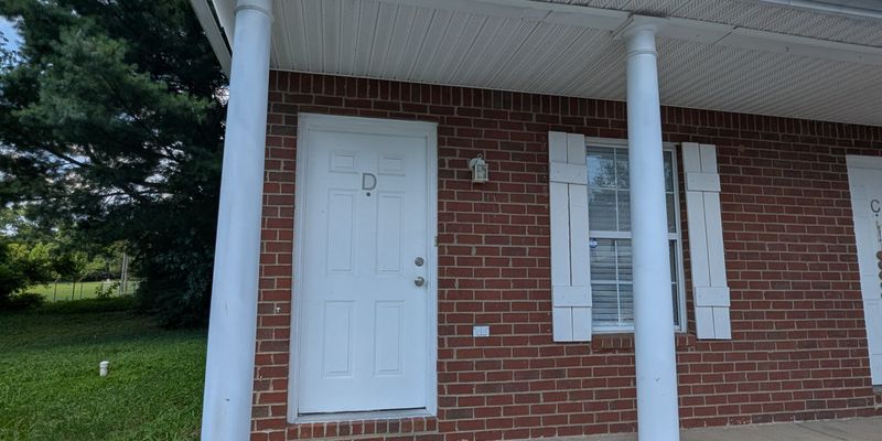 Murfreesboro House: 3341 Jackson Rd., Unit D