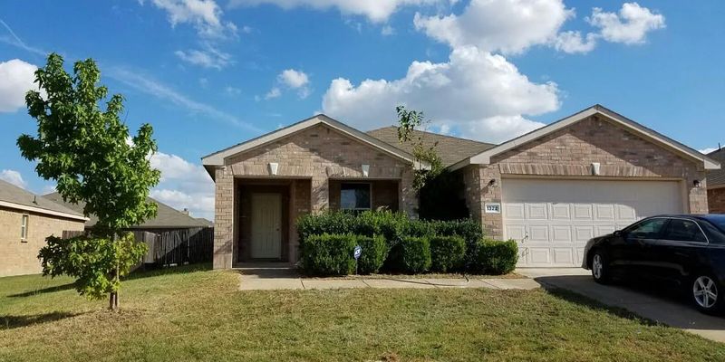 Cedar Hill House: 1322 Hayes St