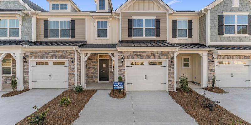Greenville House: 374 Nettle Ln