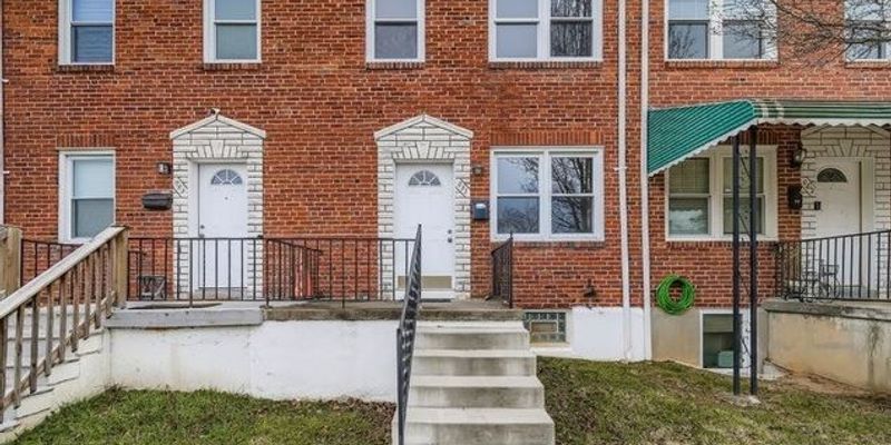 Essex House: 571 Welbrook Rd