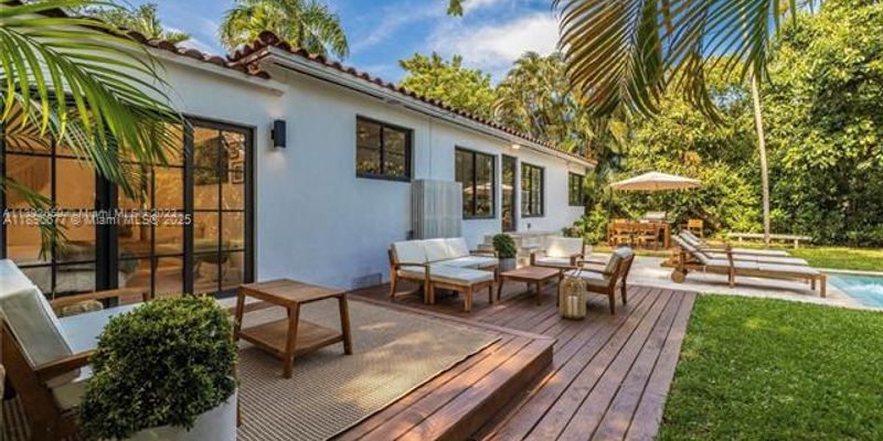 Miami Shores House: 114 NE 103rd St