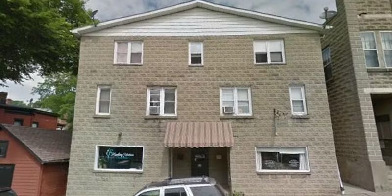 Galena Apartment: 310 N. Main St.