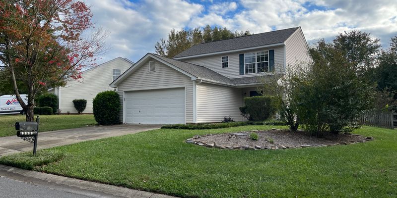 Matthews House: 3224 Longspur Dr