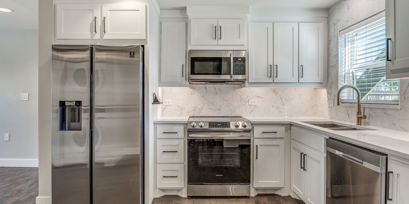 Dallas Apartment: 2114 Tucker Street